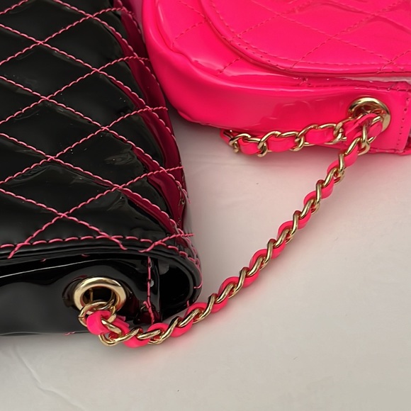 ✨Reduced - NWT BETSEY JOHNSON cross body, 2 purses, quilted - Picture 12 of 13